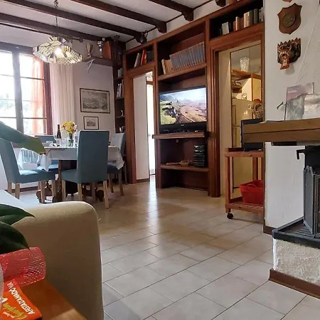 By The Sea, Beachfront With Elevator Appartamento *