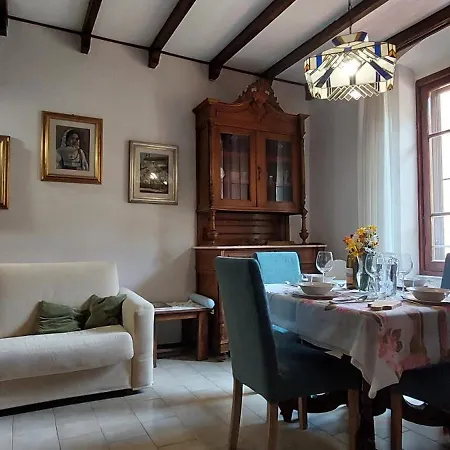 By The Sea, Beachfront With Elevator Апартаменты Ле-Грацие