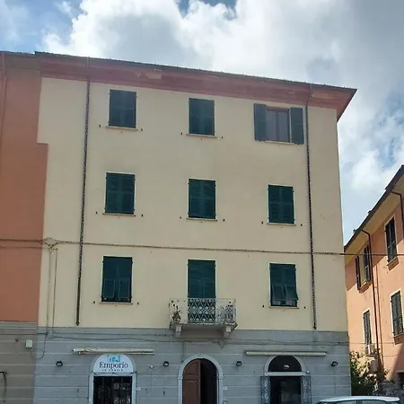 Appartamento By The Sea, Beachfront With Elevator *