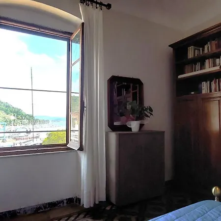 By The Sea, Beachfront With Elevator Apartment